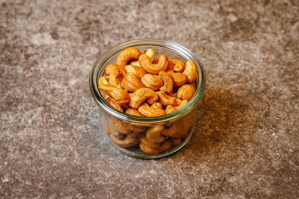 Karryristede cashewnødder